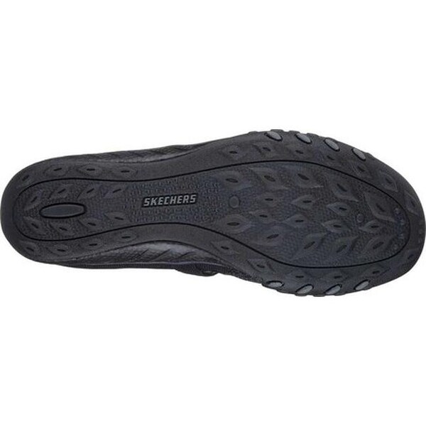 skechers breathe easy lucky lady
