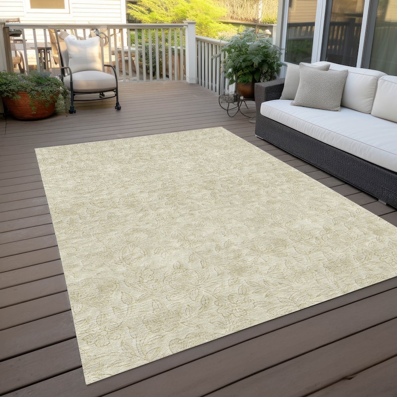 Machine Washable Indoor/ Outdoor Chantille Floral Farmhouse Rug