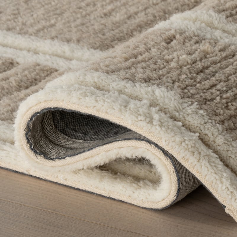 Nuloom Adaluna Modern Striped Wool Area Rug