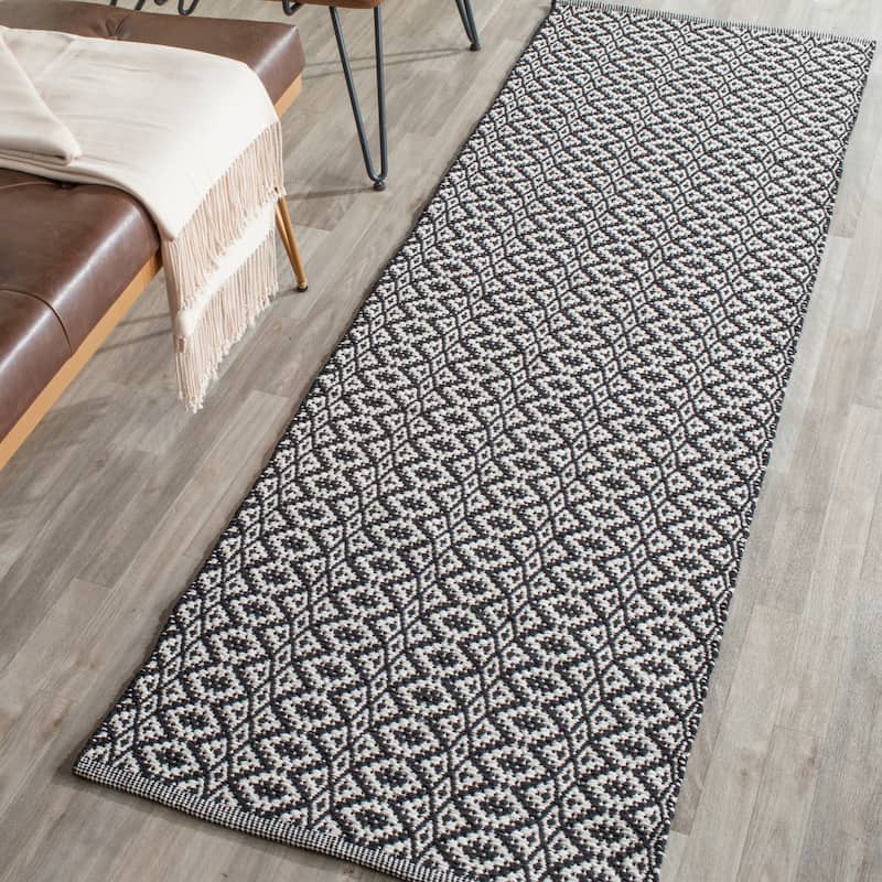 SAFAVIEH Handmade Flatweave Montauk Everly Casual Cotton Rug - 2'3" x 3'9" - Ivory/Black