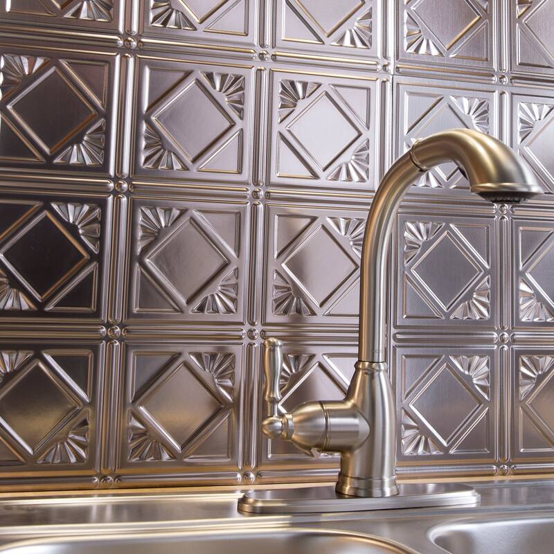 FASÄDE Traditional Style 4 Decorative Vinyl Backsplash Panel