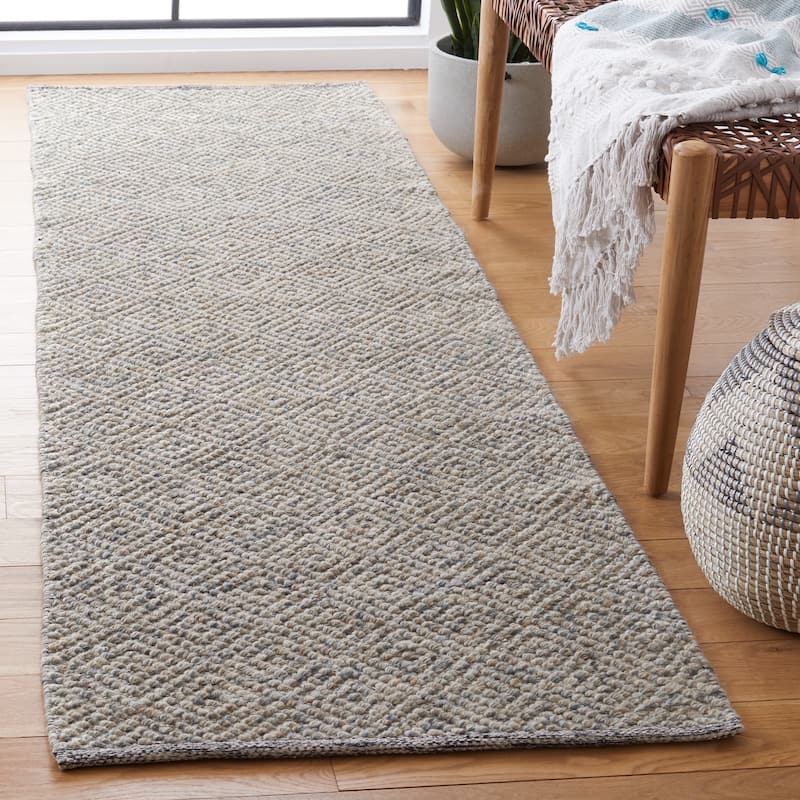 SAFAVIEH Natura Rimah Handmade Wool Area Rug