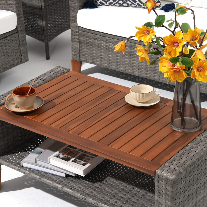 Outdoor 5-piece sofa set with swivel chair