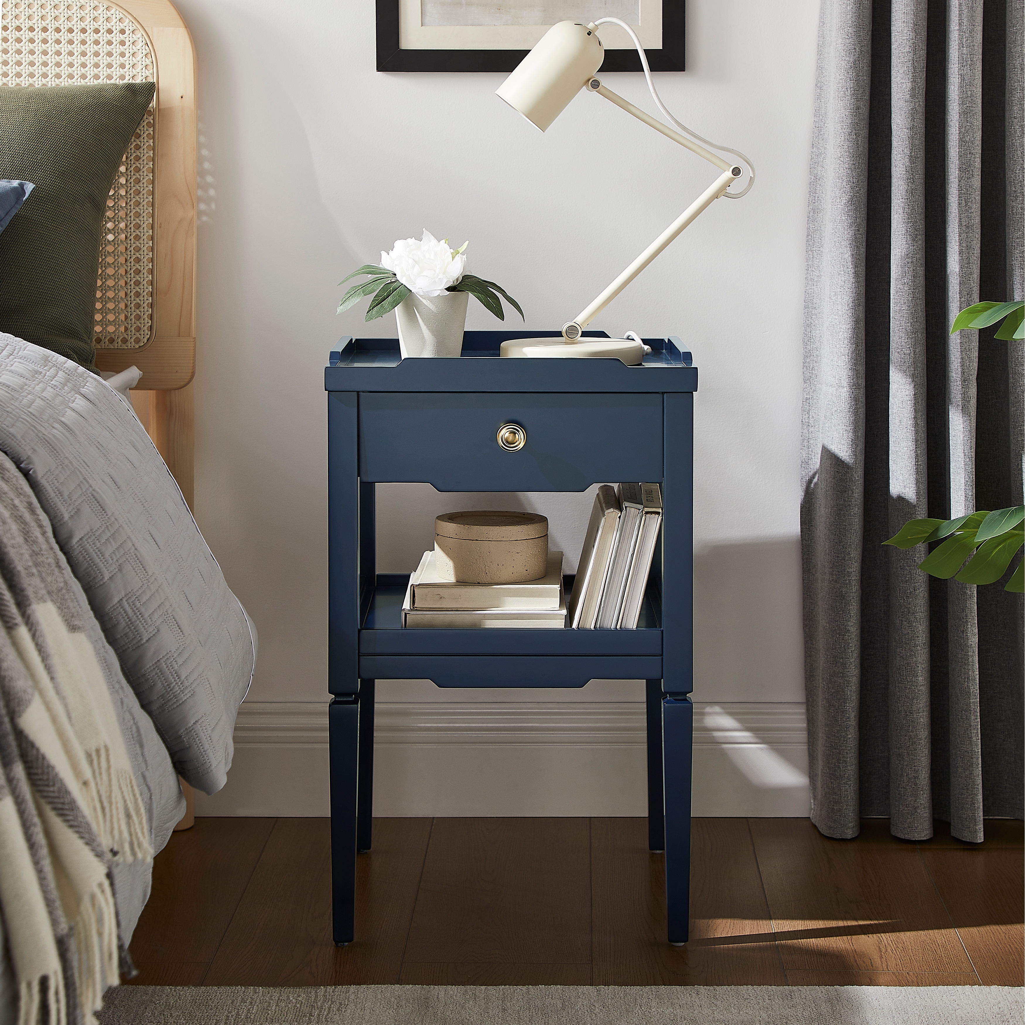 Fremont 1-drawer Nightstand with Shelf