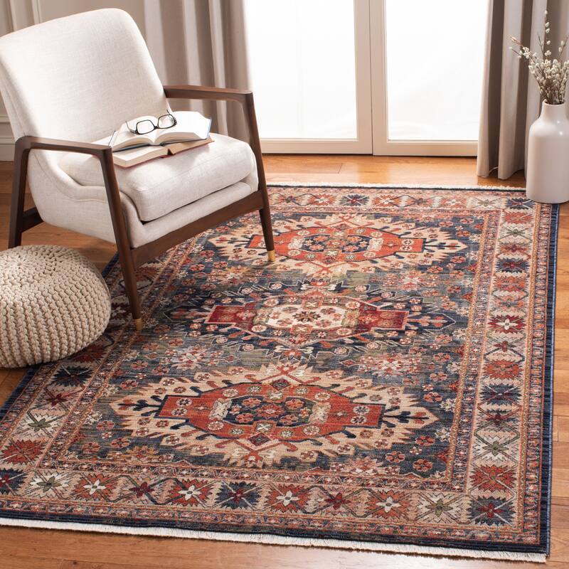 SAFAVIEH Herat Gaylene Traditional Distressed Rug - 4' x 6' - Cream/Rust