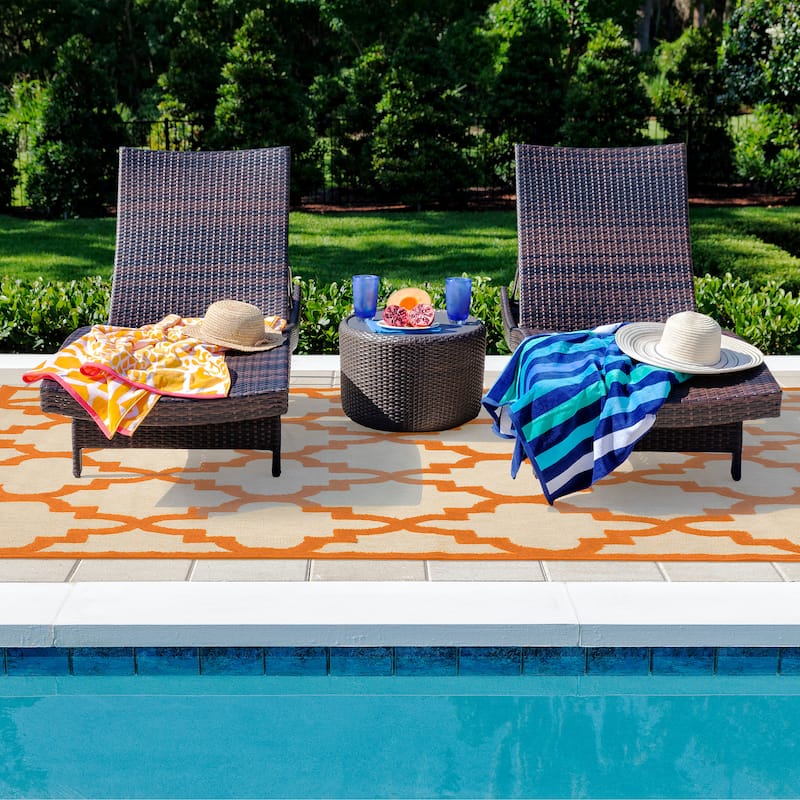 Style Haven Cara Mixed Pile Quatrafoil Lattice Indoor/ Outdoor Area Rug