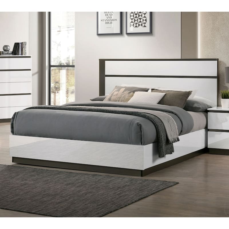 Conjira Contemporary White Wood Platform Bed by Furniture of America - King