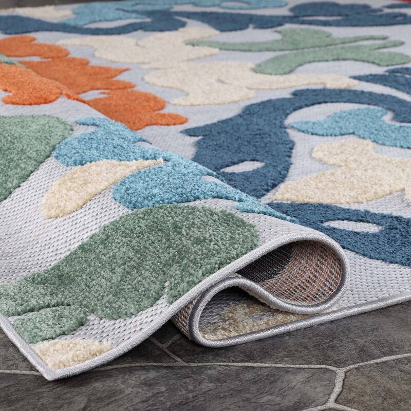 Superior Lowell Traditional Damask Indoor Outdoor Area Rug