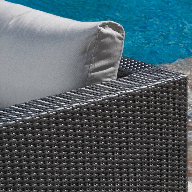 Santa Rosa Outdoor 5-piece Wicker Seating Sectional Set with Cushions by Christopher Knight Home