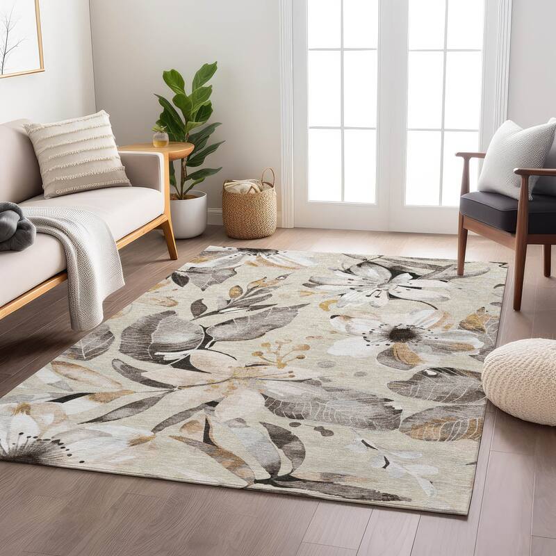 Machine Washable Indoor/ Outdoor Floral Chantille Rug