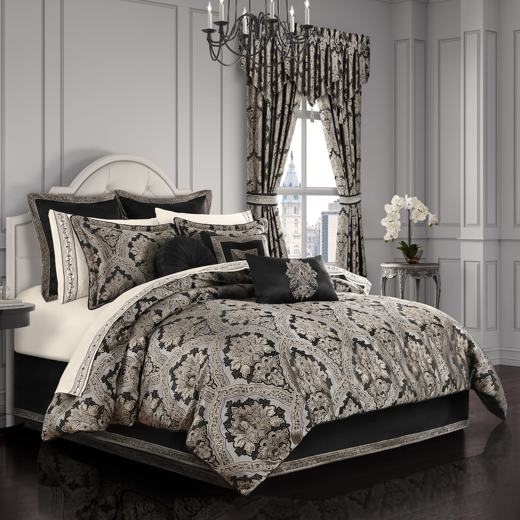Harriman Comforter Set