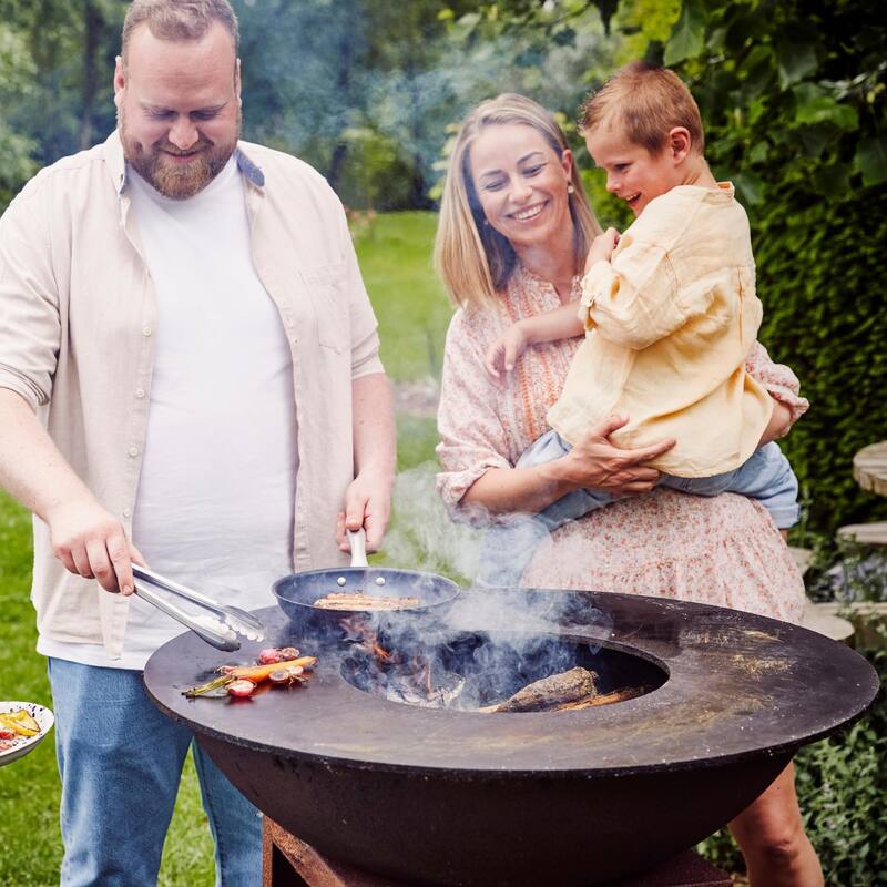 Alva Black Angus Pre-Seasoned Carbon Steel Frying Pan, Naturally Nonstick