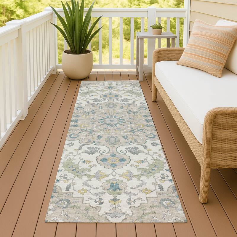 Machine Washable Indoor/ Outdoor Traditional Indore Chantille Rug - Ivory - 2'3" x 7'6"