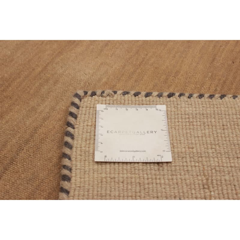 Kashkuli Gabbeh Beige Rug 4'11" x 4'10" - 4'11 x 4'10