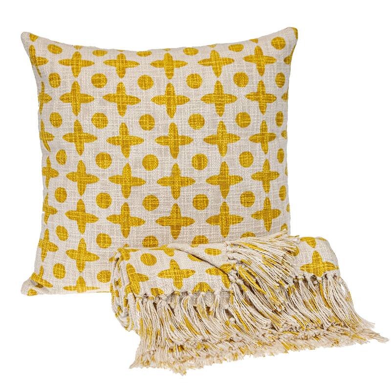 HomeRoots 18" Yellow and White Geometric Cotton Throw Pillow