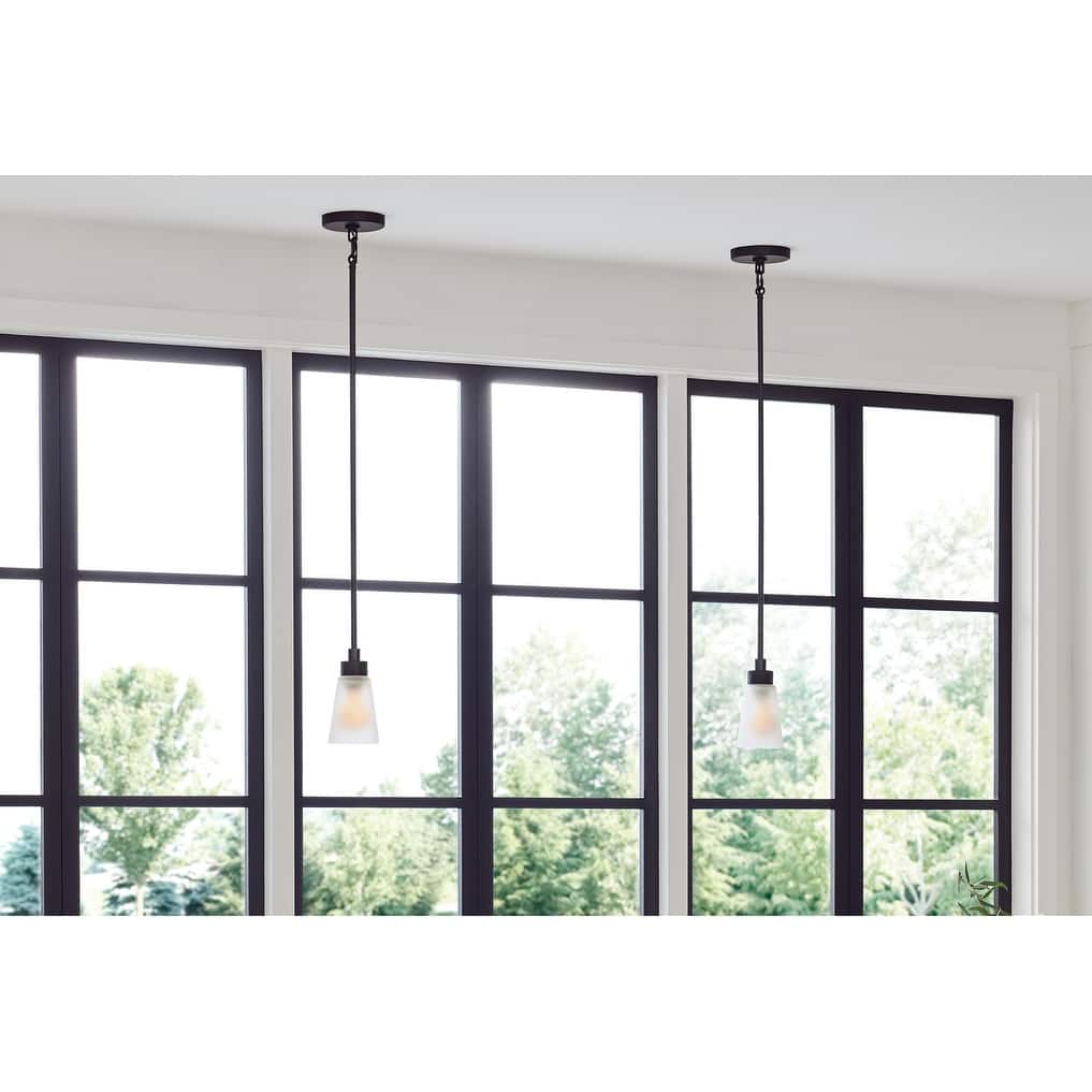 Kichler Lighting Erma 7.5 in. 1-Light Traditional Mini Pendant Light