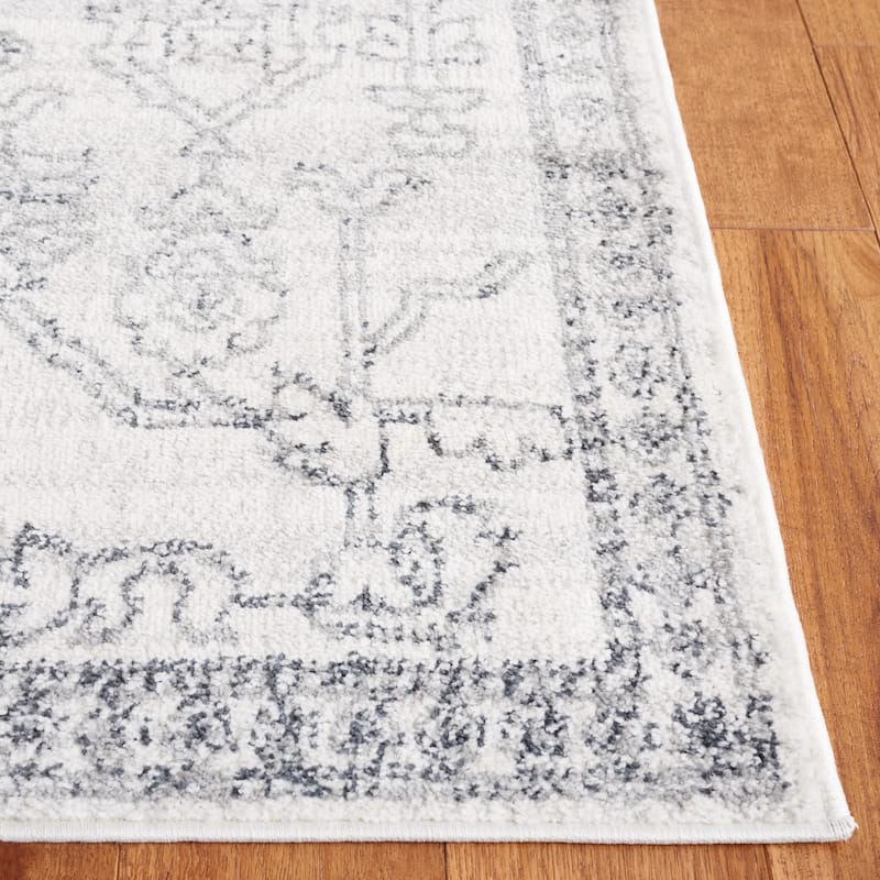 SAFAVIEH Layla Roseanne Shabby Chic Farmhouse Rug