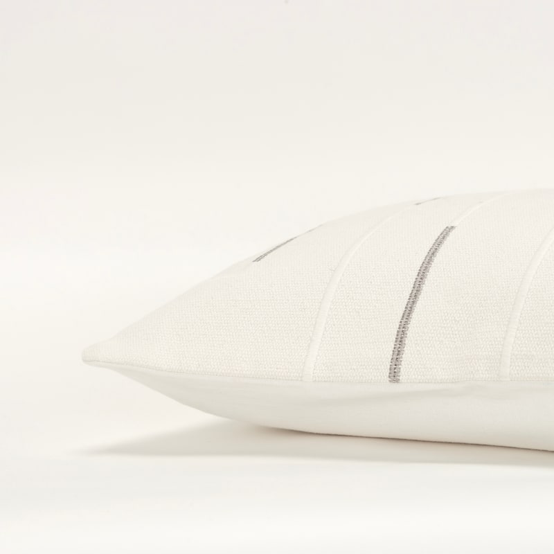 Rizzy Home Transitional Ivory Decorative Pillow Cover 14"x20"