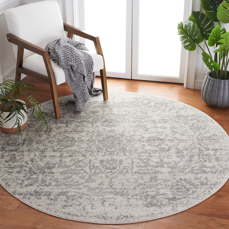 SAFAVIEH Madison Snowflake Medallion Rustic Farmhouse Distressed Rug