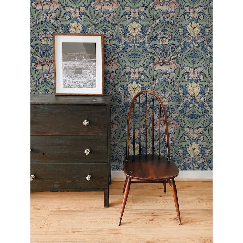 NextWall Acanthus Floral Peel and Stick Wallpaper