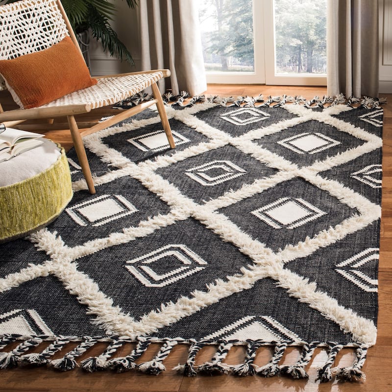 SAFAVIEH Hand-knotted Kenya Waltrud Southwestern Tribal Wool Rug