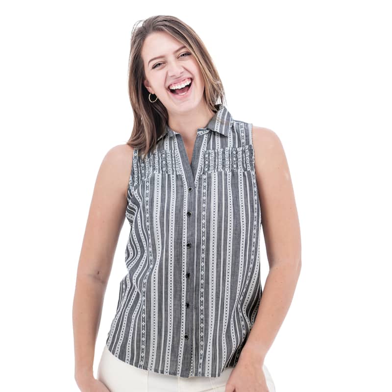 Old Ranch Women's Saguaro Smocked Button Front Tank - Navy - S