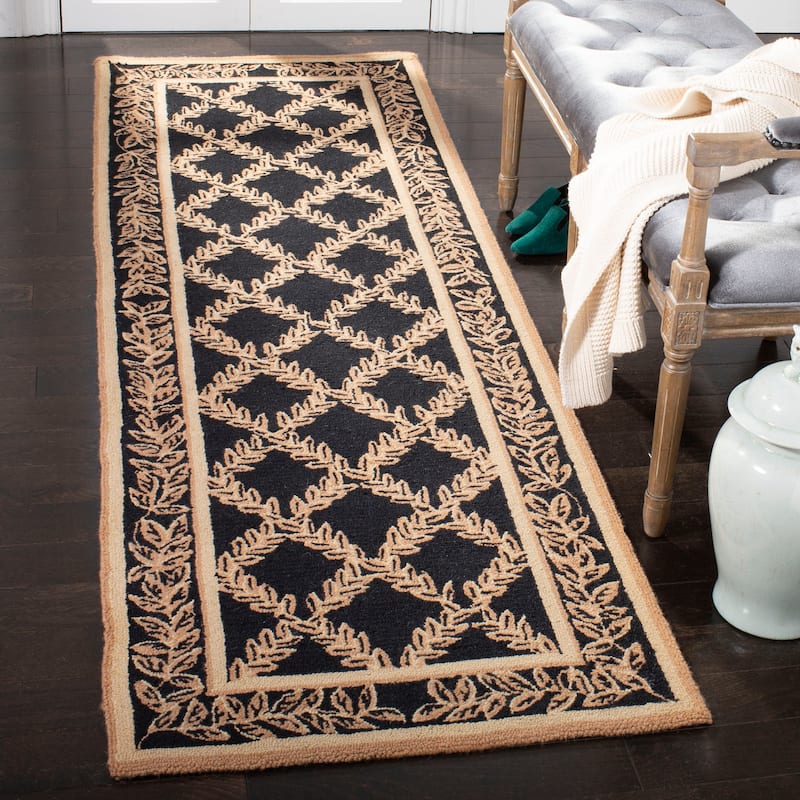 SAFAVIEH Handmade Chelsea Kimber Trellis French Country Wool Rug