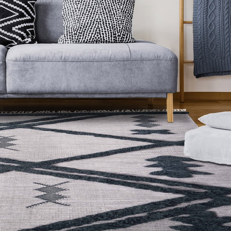 Superior Modern Farmhouse Trellis Handmade Wool Indoor Area Rug With Cotton Backing and Fringes