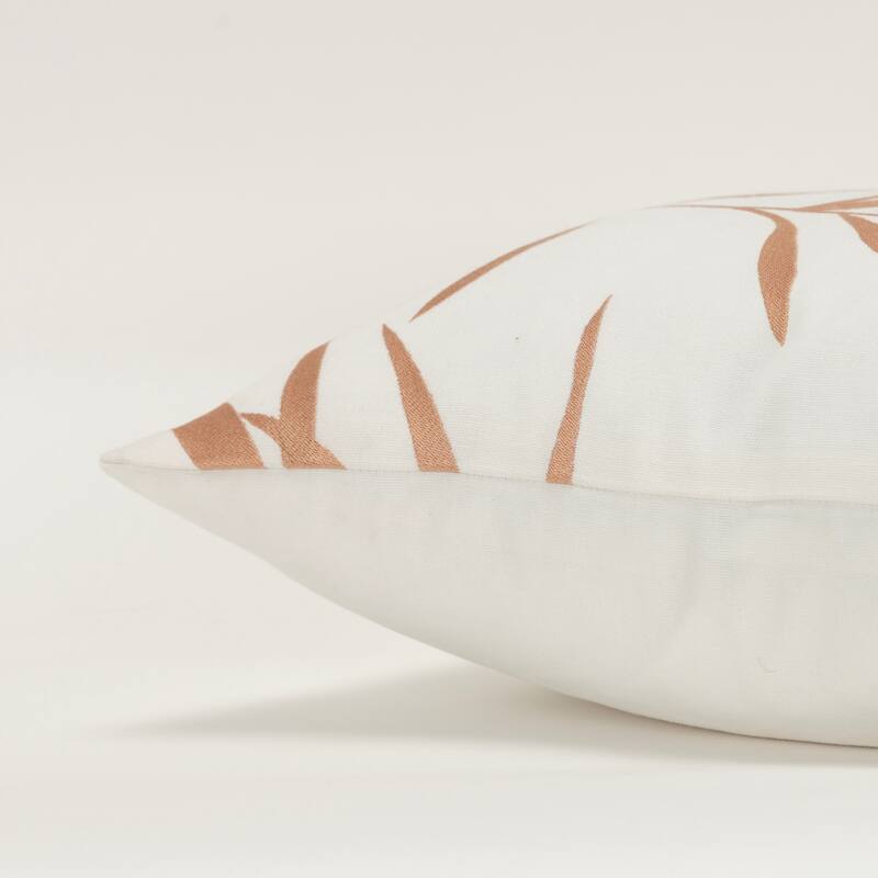 Rizzy Home Transitional Ivory Down Filled Pillow - 18" x 18"