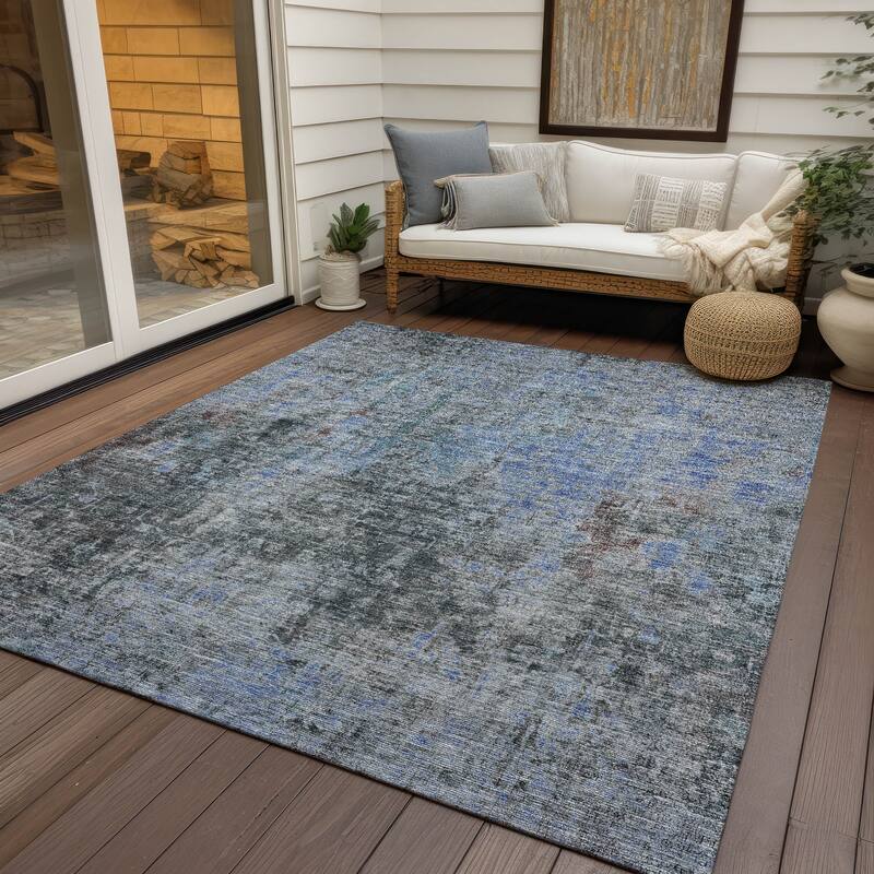 Machine Washable Indoor/ Outdoor Chantille Solid Ombre Rug