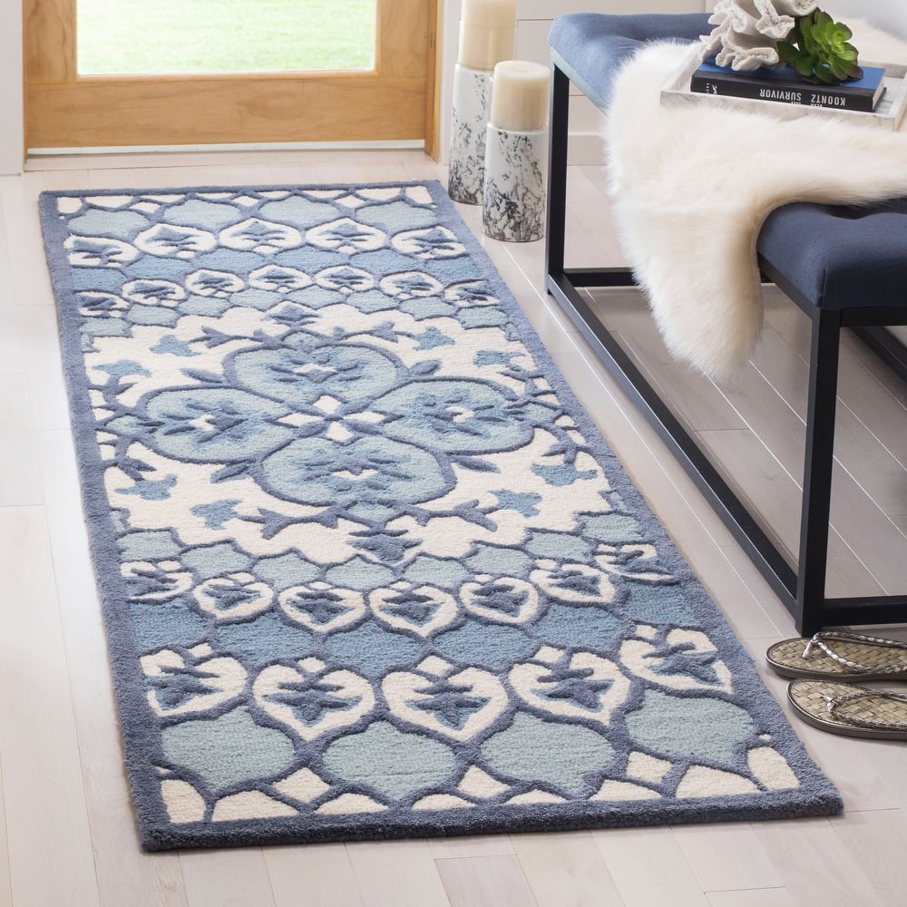 SAFAVIEH Handmade Bellagio Ronak Modern Oriental Wool Rug