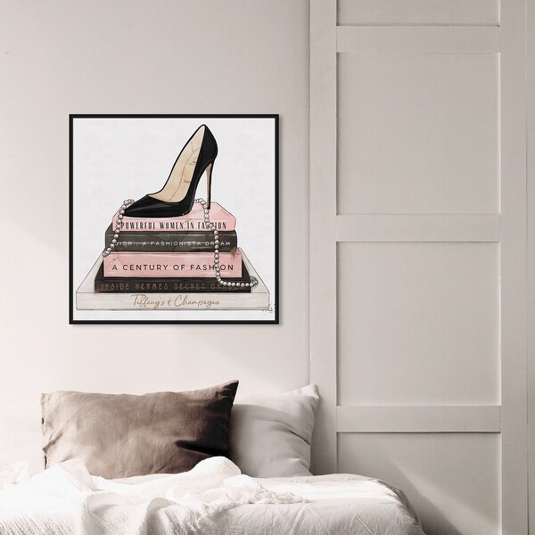 Oliver Gal Fashion and Glam Wall Art Framed Canvas Prints 'Classic