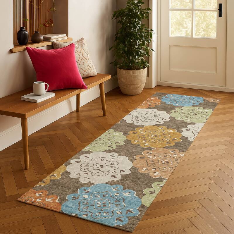 Machine Washable Indoor/ Outdoor Global Motif Chantille Rug
