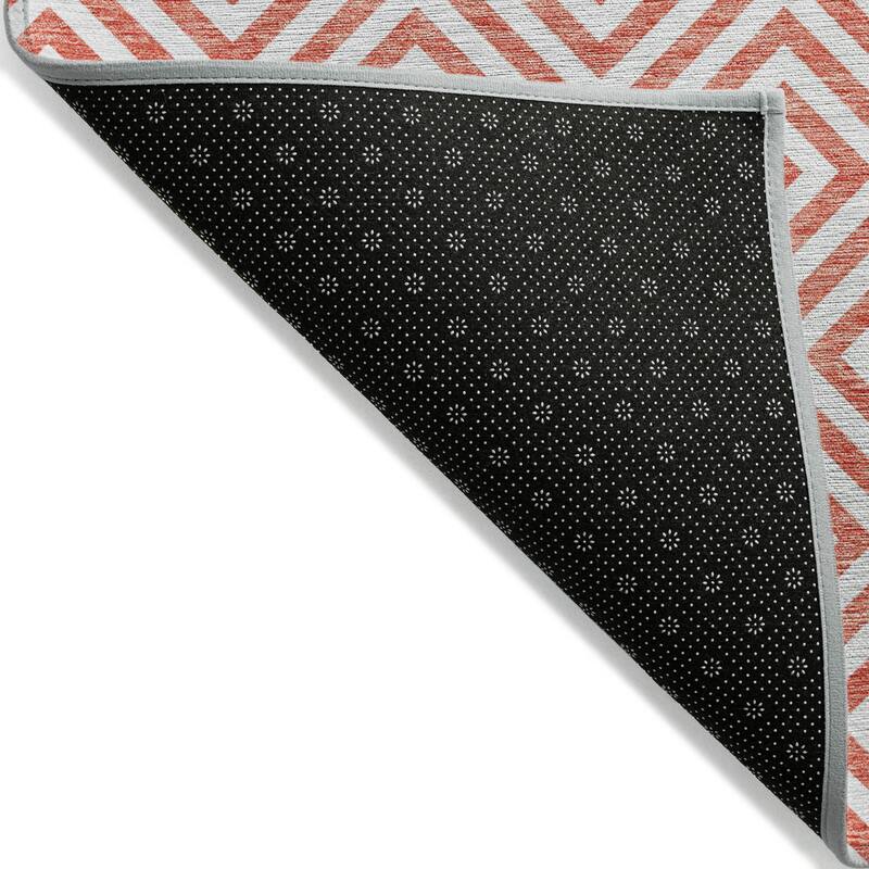 Machine Washable Indoor/ Outdoor Chantille Geo Modern Rug