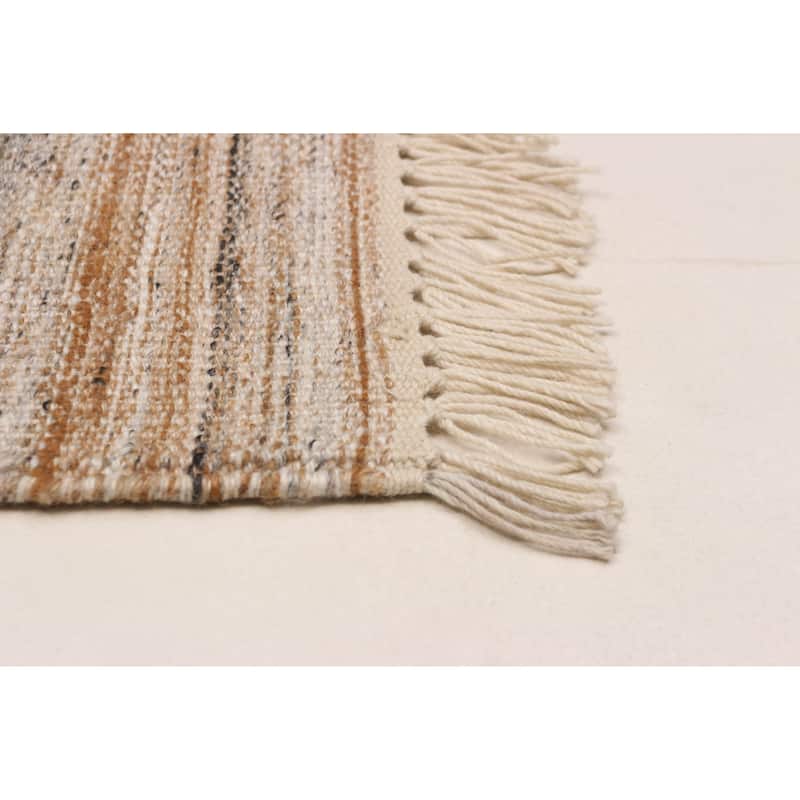 Boho Tan Kilim 5'3" x 7'6" - 5'3 x 7'6