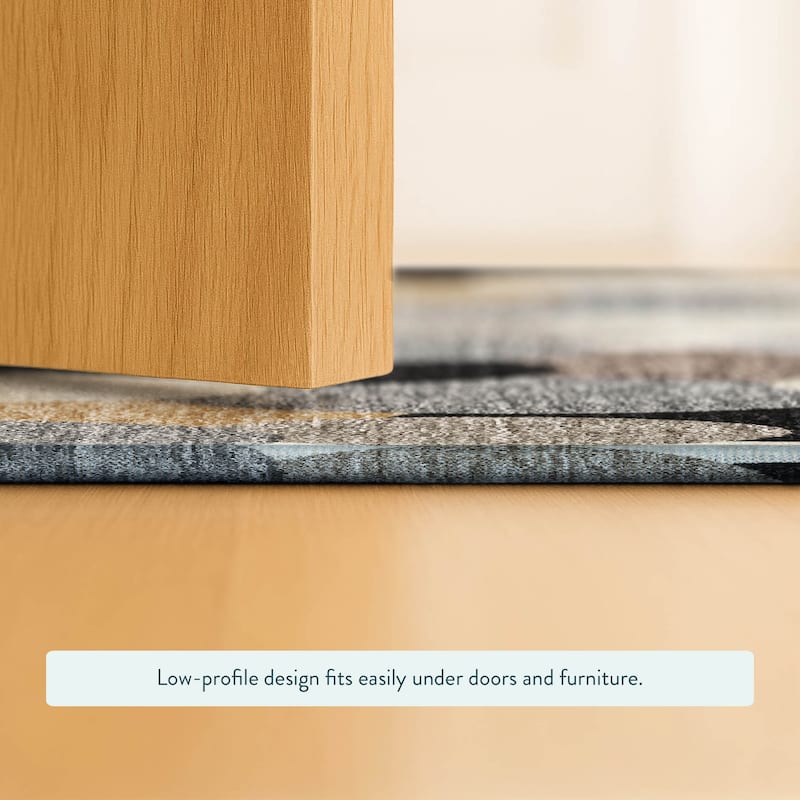 Machine Washable Indoor/ Outdoor Mucho Bubbles Chantille Rug