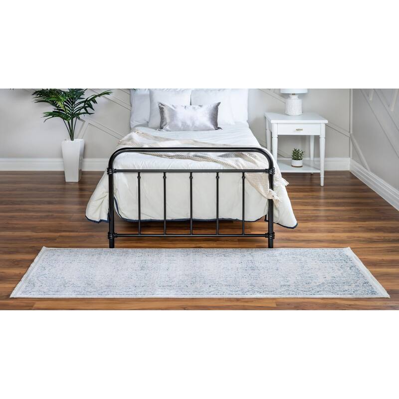 Traditional Falmouth Collection Area Rug