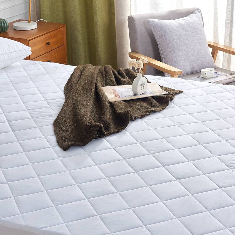 Luxurious 300 Thread Count Hypoallergenic Mattress Pad
