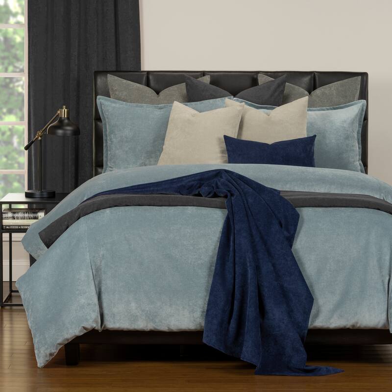 Mixology Padma 8 Piece Duvet Cover and Insert Set
