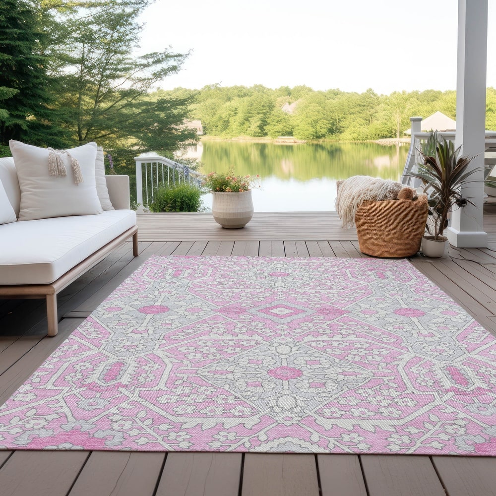 Machine Washable Indoor/ Outdoor Chantille Traditional Medallion Rug
