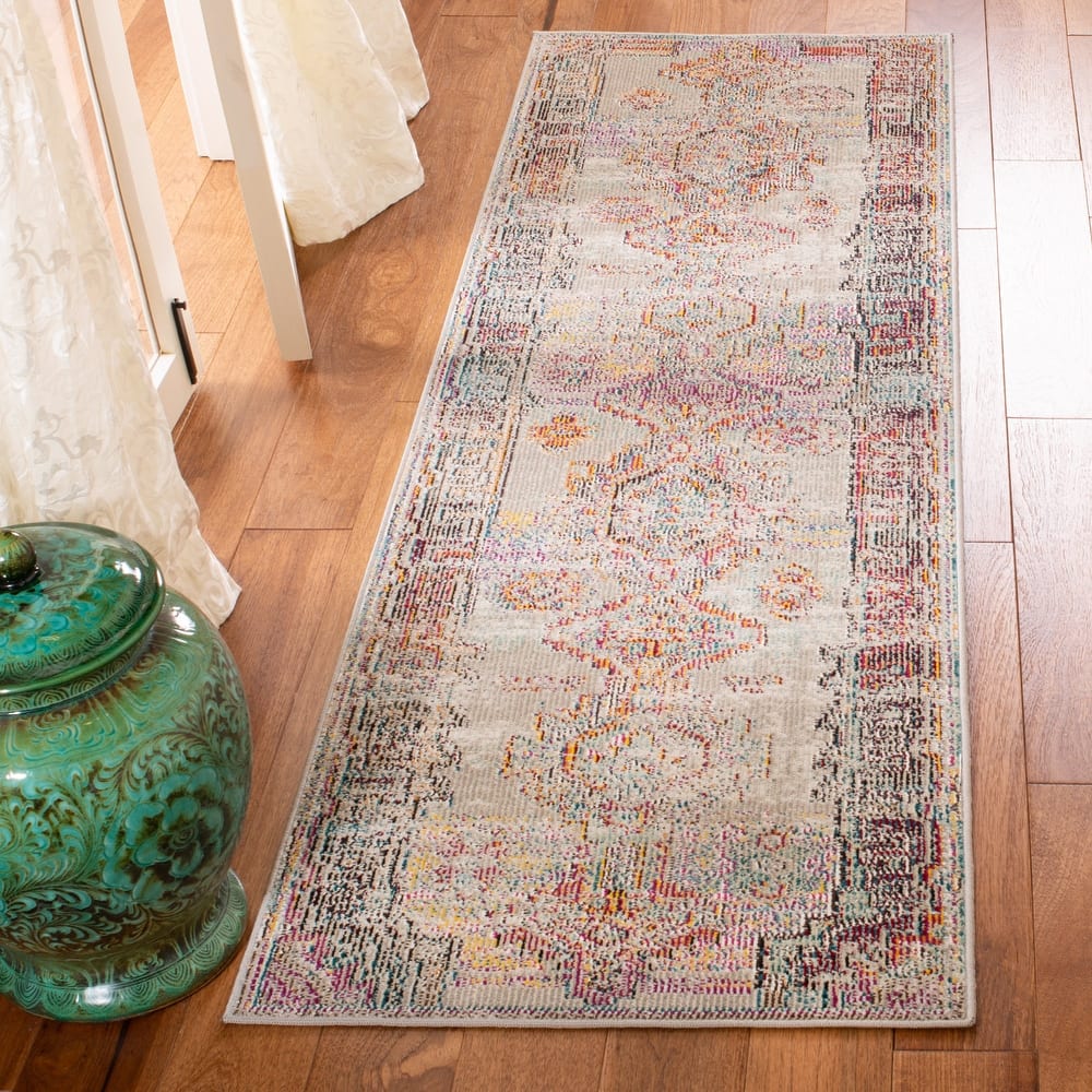 SAFAVIEH Crystal Zahariea Boho Distressed Rug