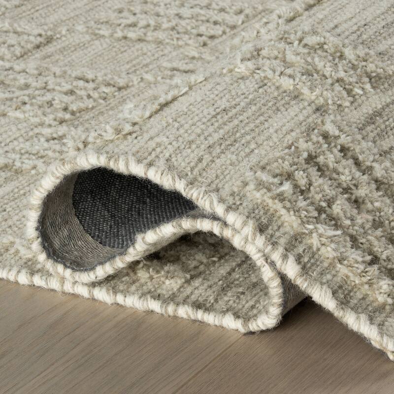 Nuloom Isolde Venn Checkered Wool Rug