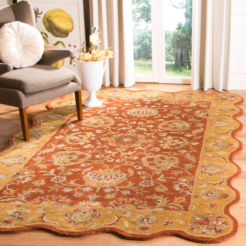 SAFAVIEH Handmade Heritage Flower Field Traditional Oriental Wool Rug - 6' x 9' Scallop - Red/Natural - Runner/Rectangle