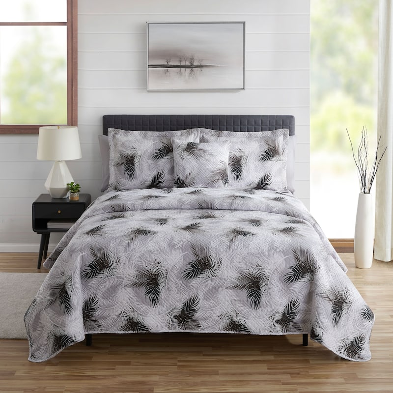 Empyrean Bedspread Coverlet Set - Summer Quilt with Fitted Sheet and Pillow Shams - All Season Printed Bedding Set - Palm Leaf - Queen