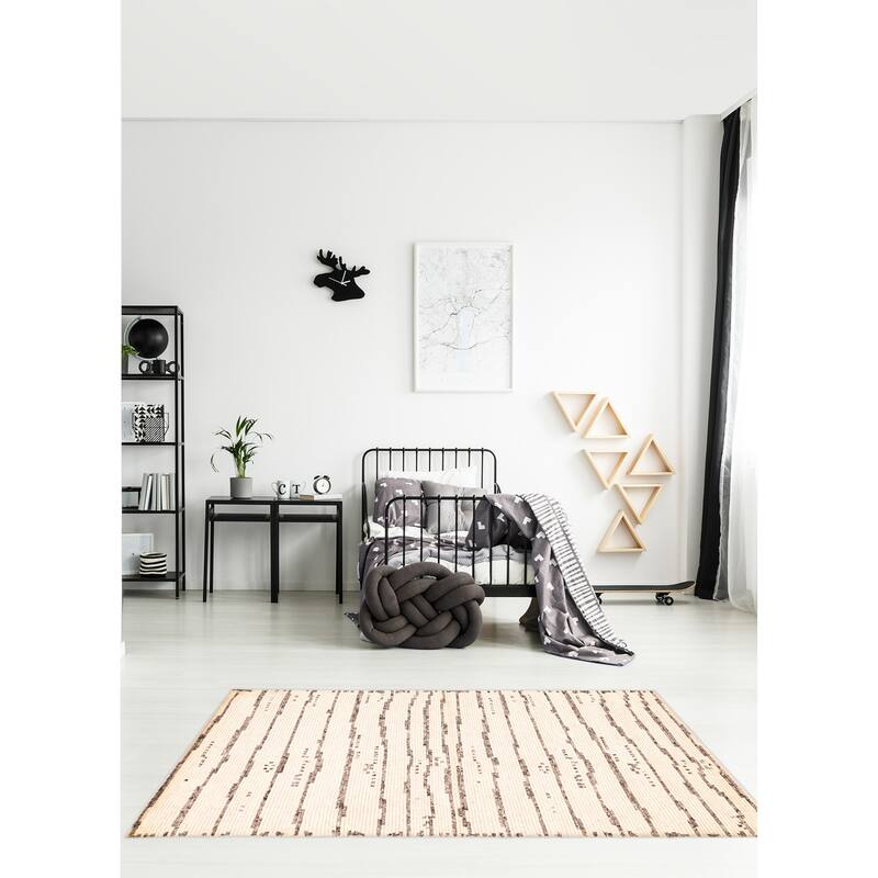 ECARPETGALLERY Hand-knotted Tangier Cream Wool Rug - 5'3 x 7'7