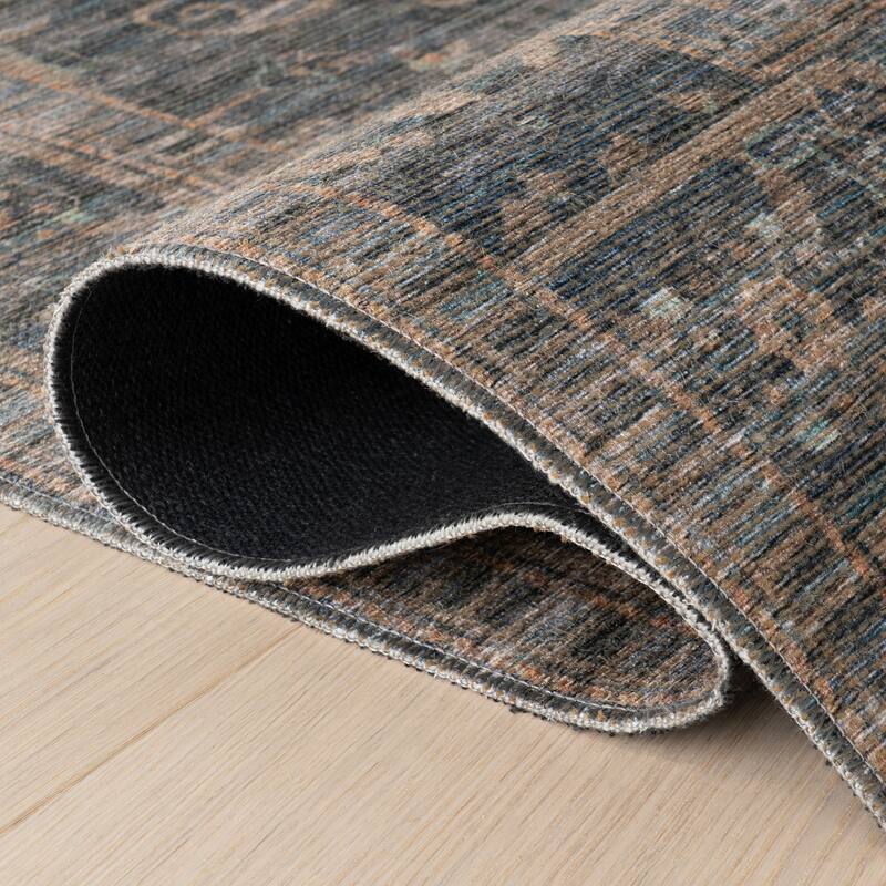 Nuloom Nysera Traditional Bordered Area Rug