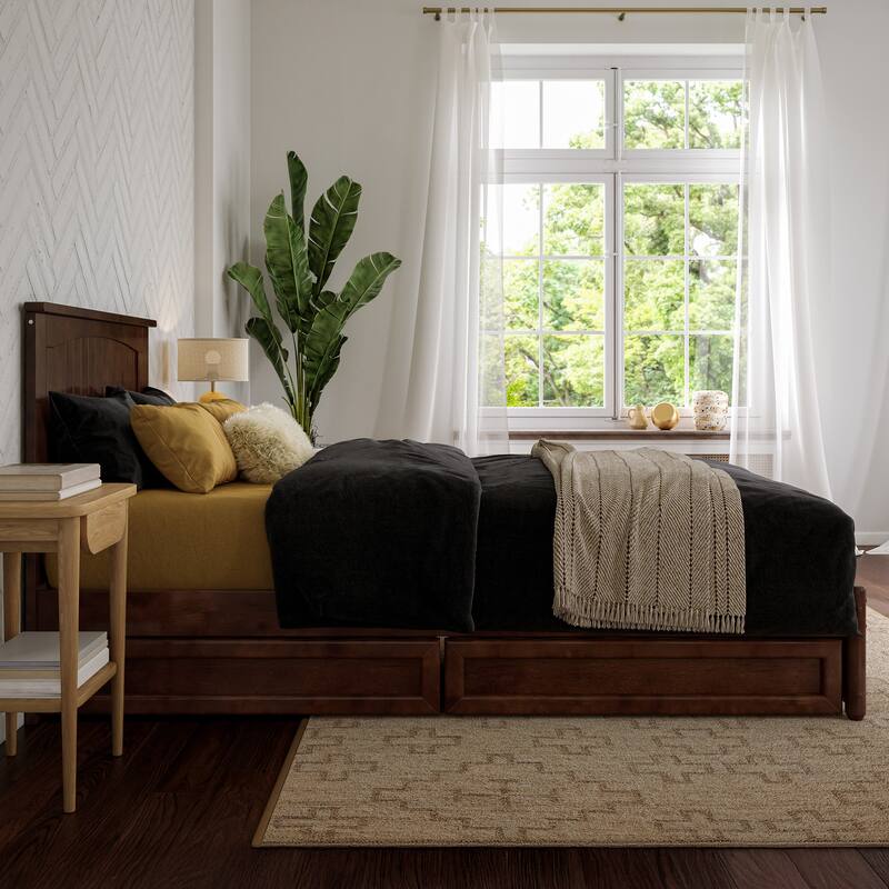 Malta Platform Bed with Panel Footboard and Storage Drawers