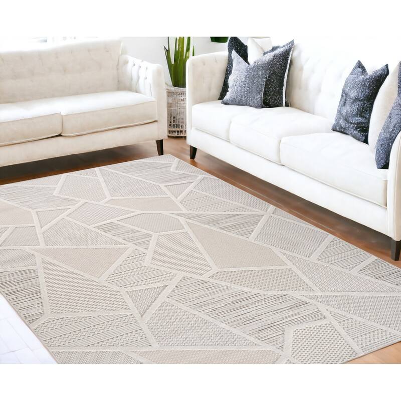 Biqi Distressed Geometric Modern Stain Resistant Durable Area Rug By HomeRoots - 6' X '6' X '0.4 - Cream and Beige - Rectangle