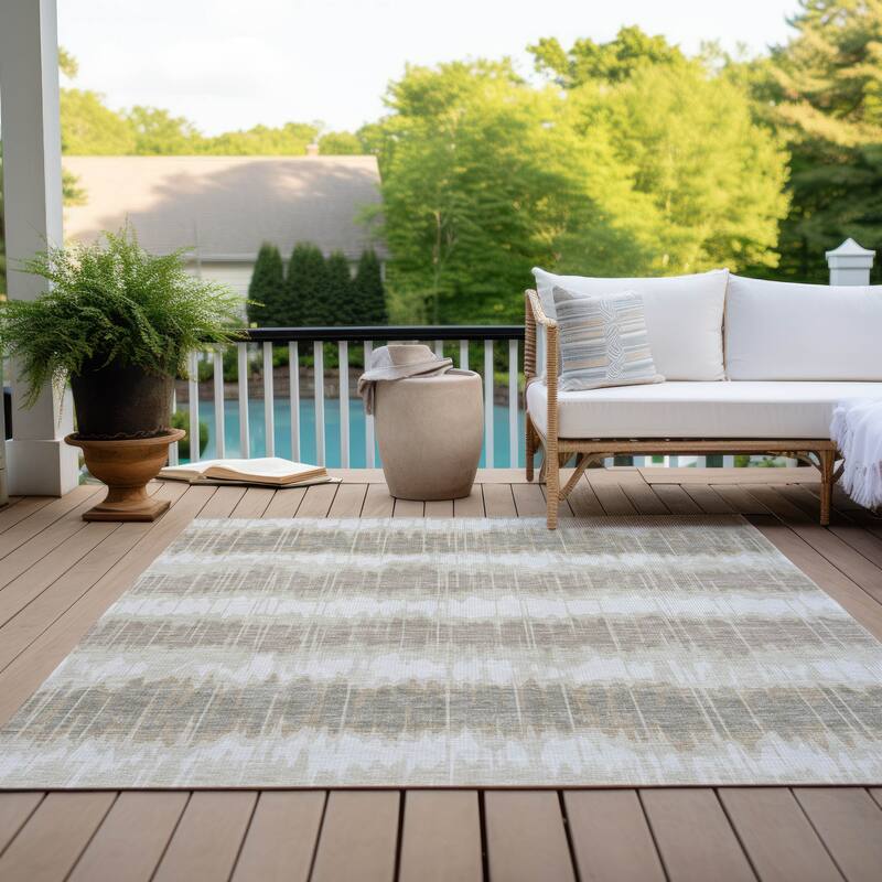 Machine Washable Indoor/ Outdoor Chantille Abstract Ombre Rug
