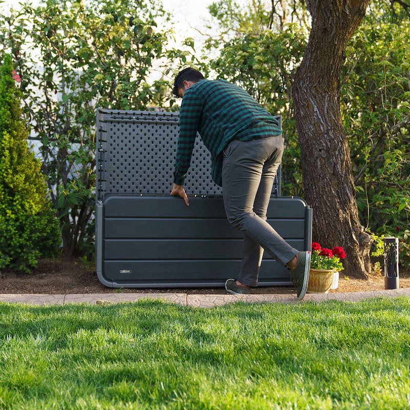 Lifetime Modern Deck Box, 136 Gallon